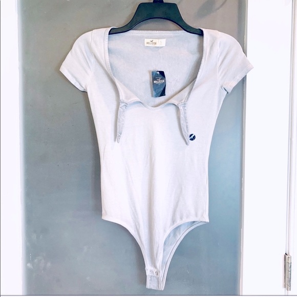 Hollister Tops - NWT Hollister | Front Tie Bodysuit Tee S